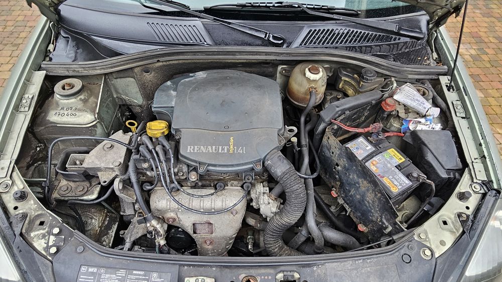 Renault Thalia 2002 r. 1.4 benzyna 75km