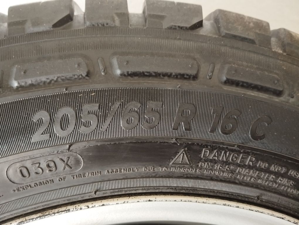 Felgi wzmacniane z oponami VW transporter T5 T6 T6.1