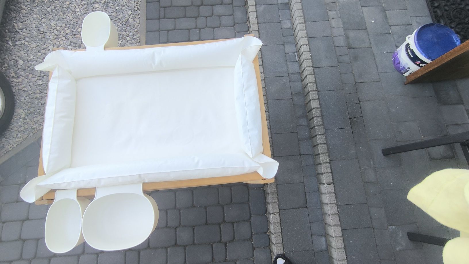 Przewijak IKEA z pojemnikami