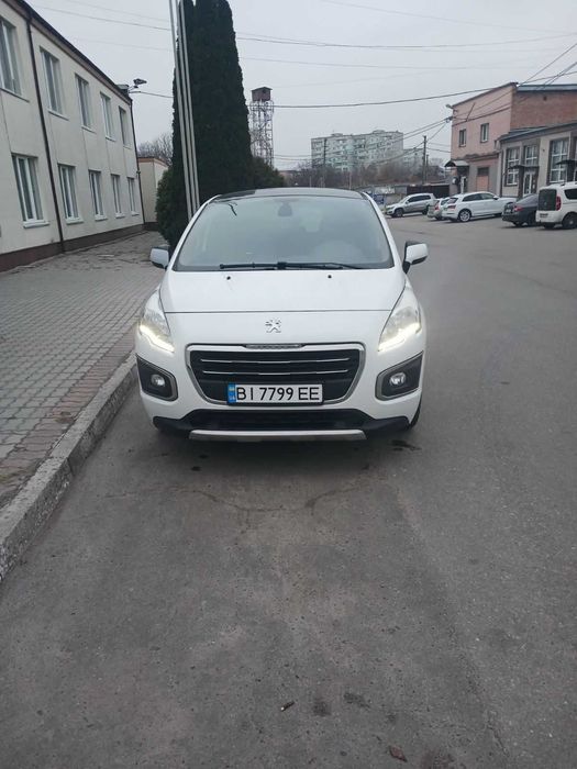 ПРОДАМ Peugeot 3008