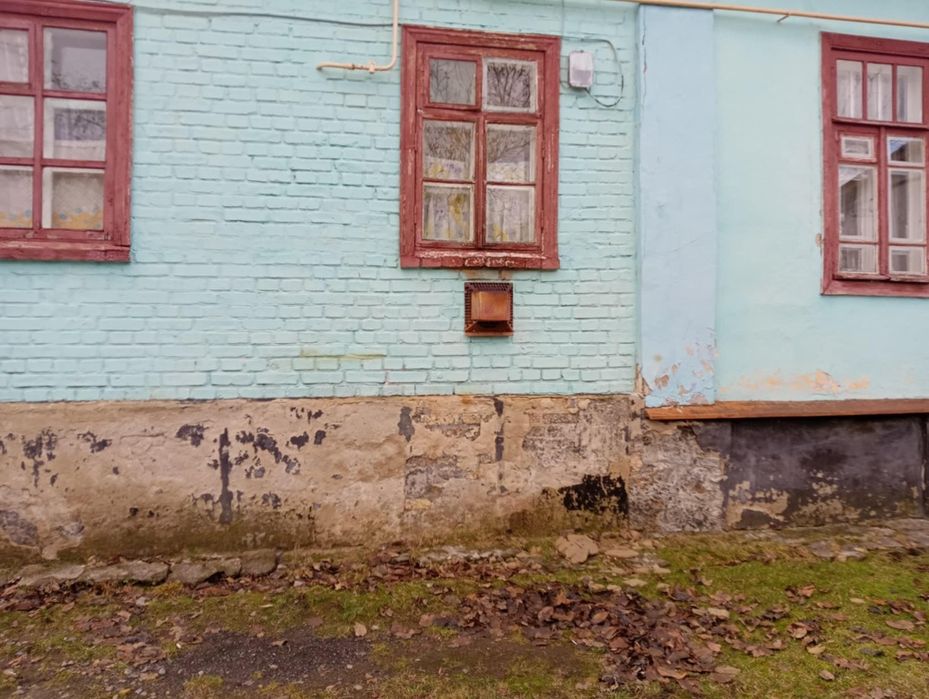 Продам будинок  квартиру з своїм власним двором в с.Центральне