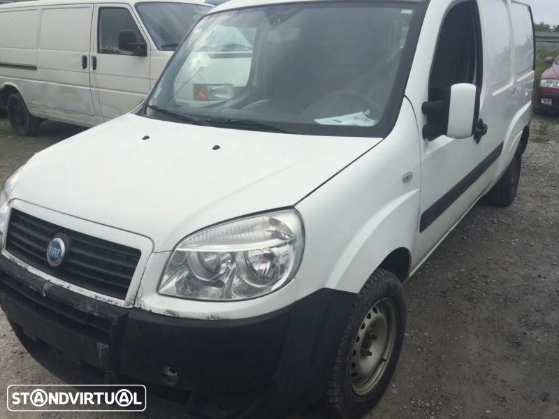 Fiat Doblo de 2008 para peças