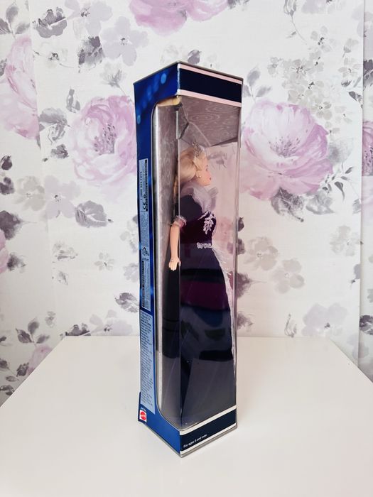 Lalka Barbie Millennium Princess Special Millennium Edition 2000