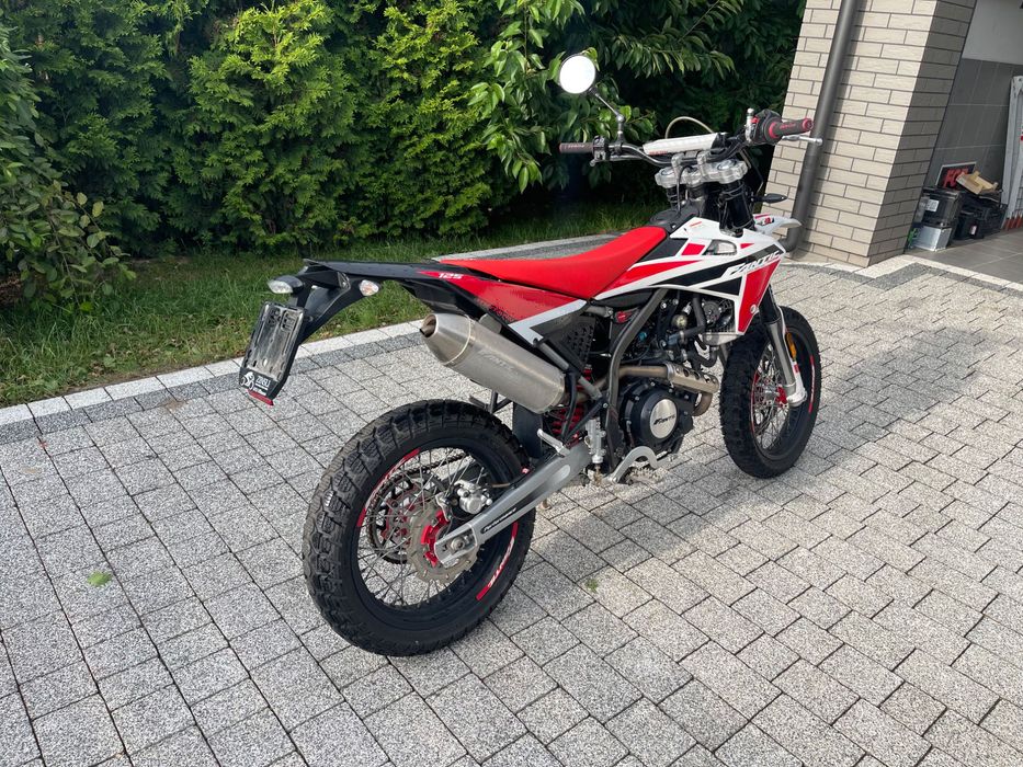 Fantic 125 supermoto 2023 ( beta )