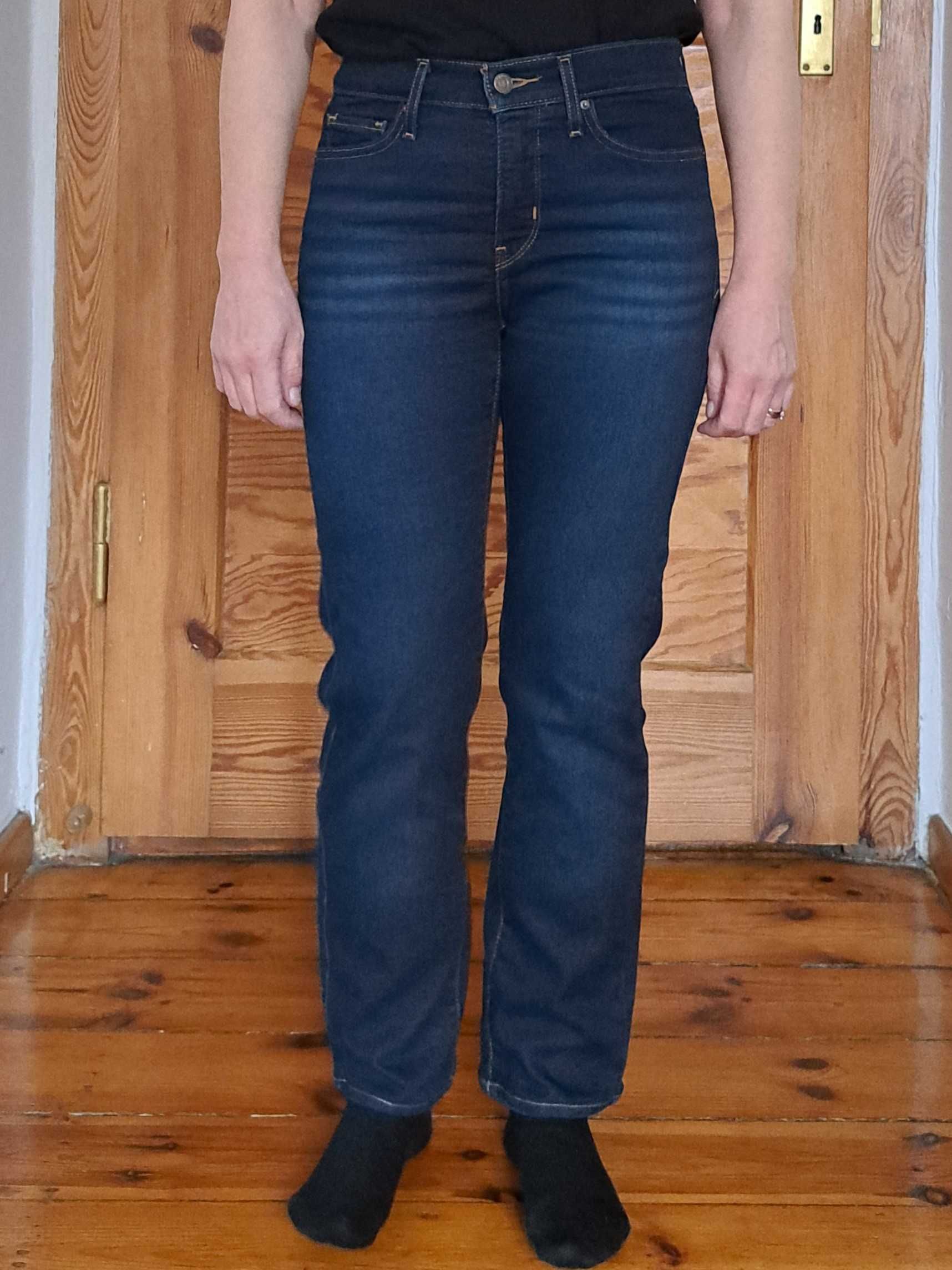 Levi's jeansy 314 prosta nogawka rozm. 26