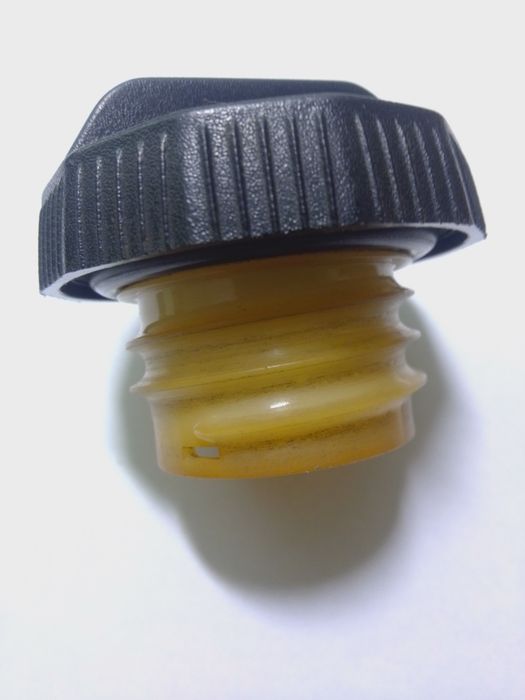 Кришка бензобака