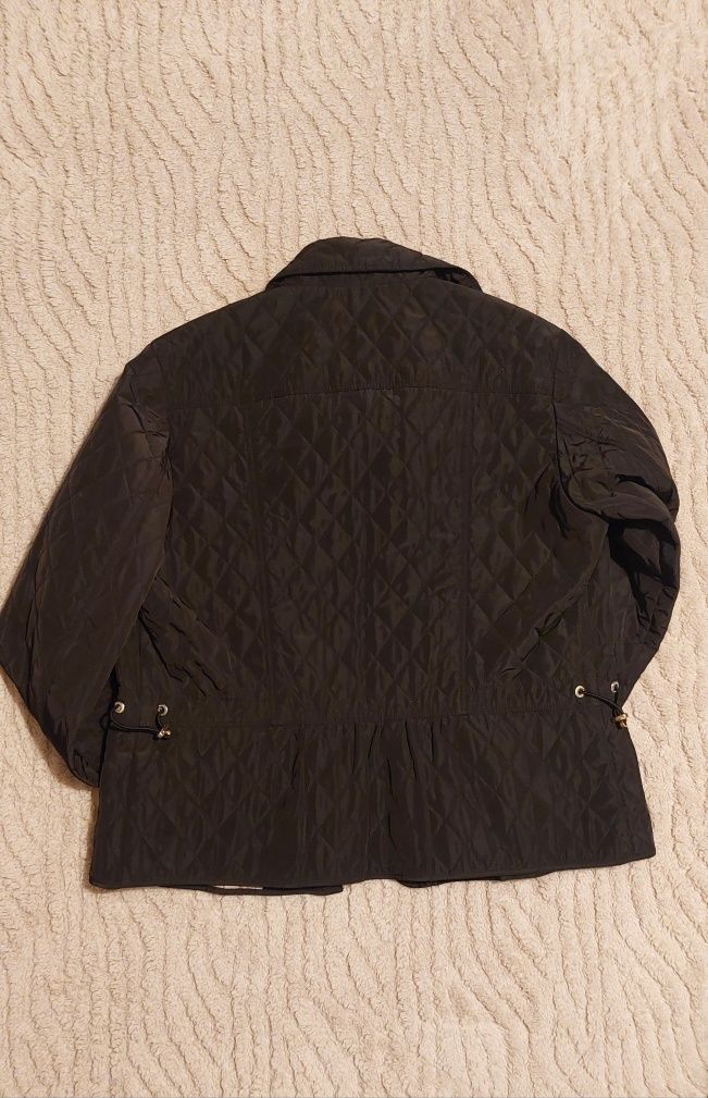 Blusão curto acolchoado Massimo Dutti preto