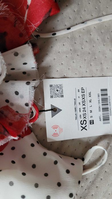 Długa biała sukienka Zara kwiat 3d w kropki XS 34 nowa viral