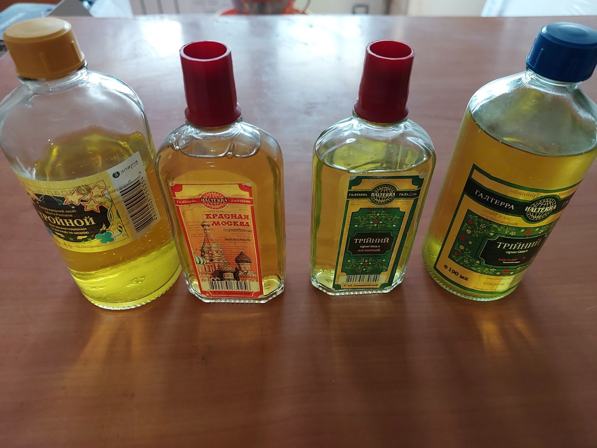 5 бутылочек одеколонов Тройной, Красная Москва, Благодарю Тебя.