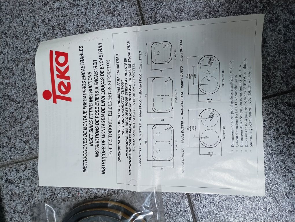 Lava louça inox de encastre da teka. Novo