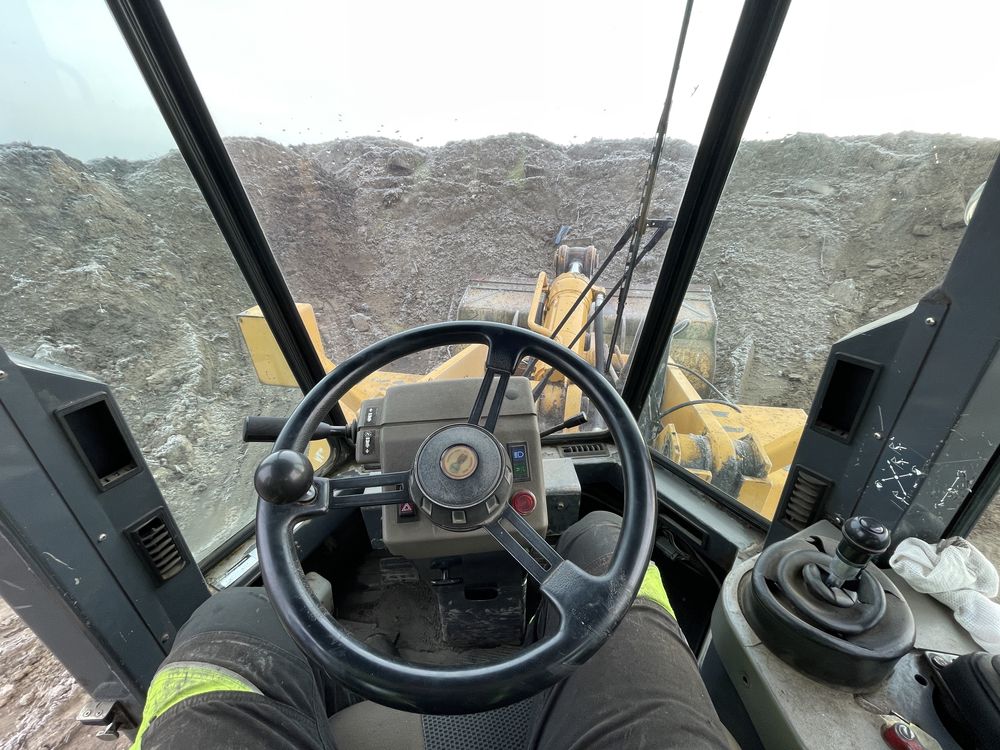Ładowarka kołowa case 621 721b 821c mocna jak cat komatsu o&k