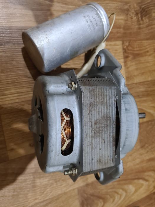 DAEWOO WMOW 81 (КД-180-4/56Р); 220в - 180Вт - 1350об/мин