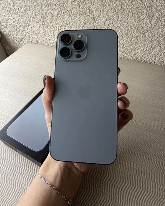Продаю iPhone 13 Pro Max 256 gb
