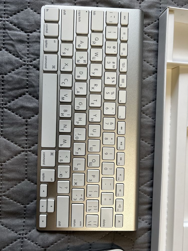 Apple Magic Keyboard, Apple Magic Mouse
