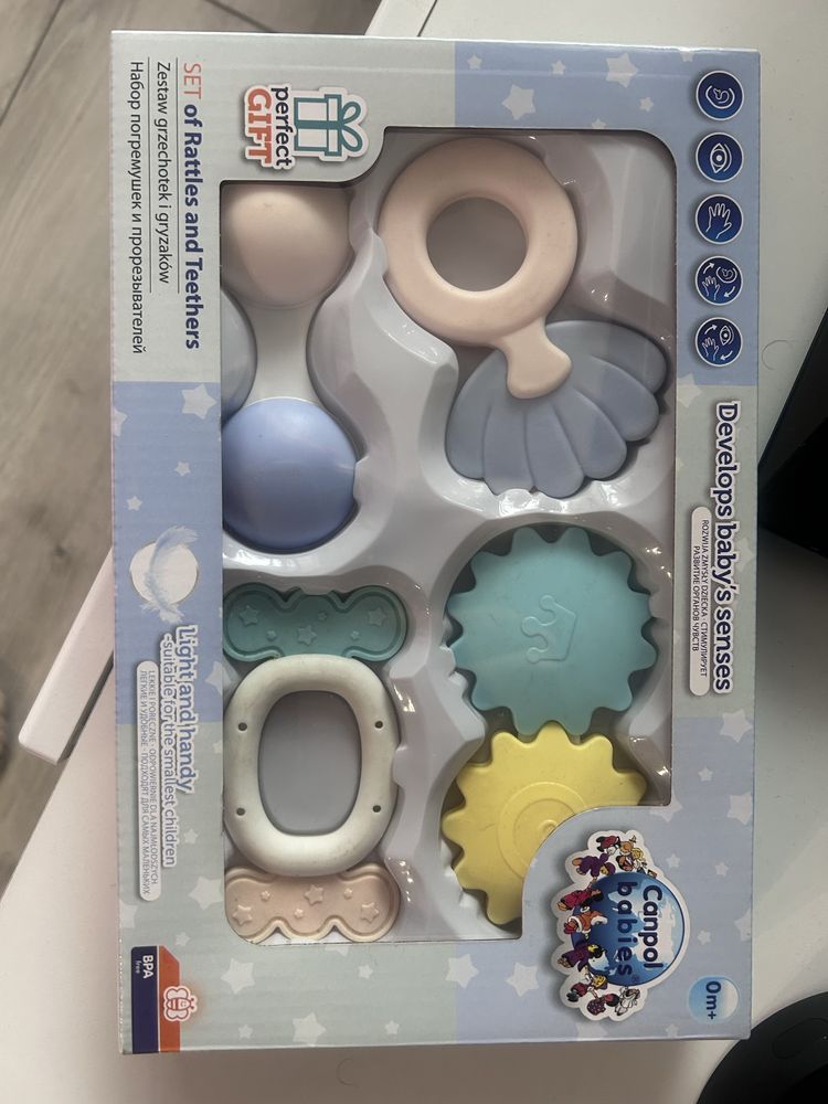 Gryzaki / grzechotki / smoczki / butelka