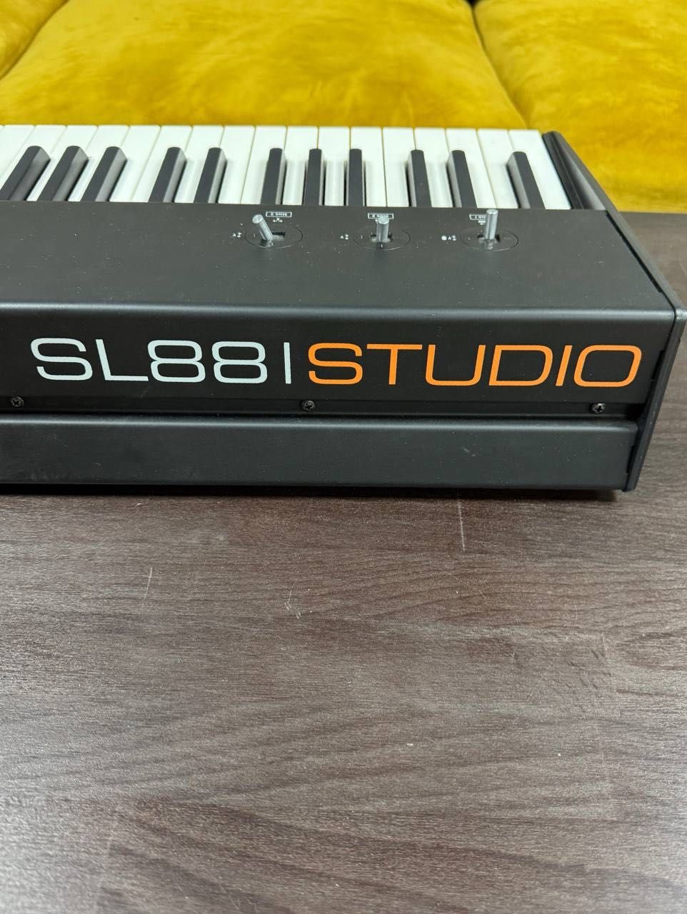 MIDI-клавіатура Studiologic SL88 Studio