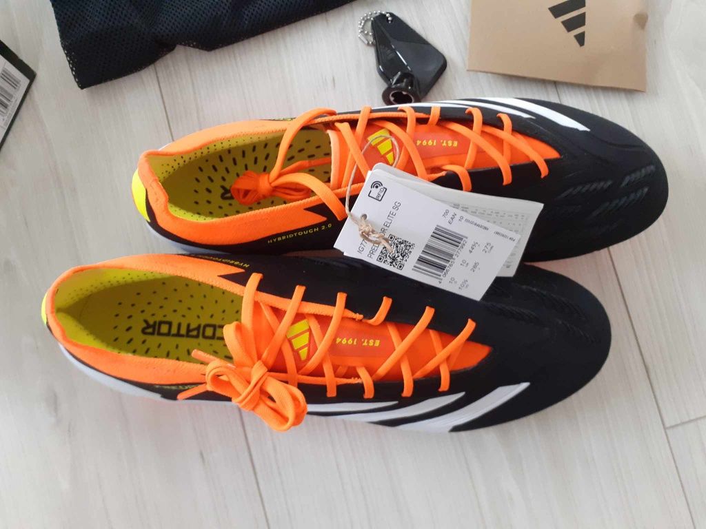 Profesjonalne buty piłkarskie Adidas Predator Elite SG IG7784 r.44 2/3