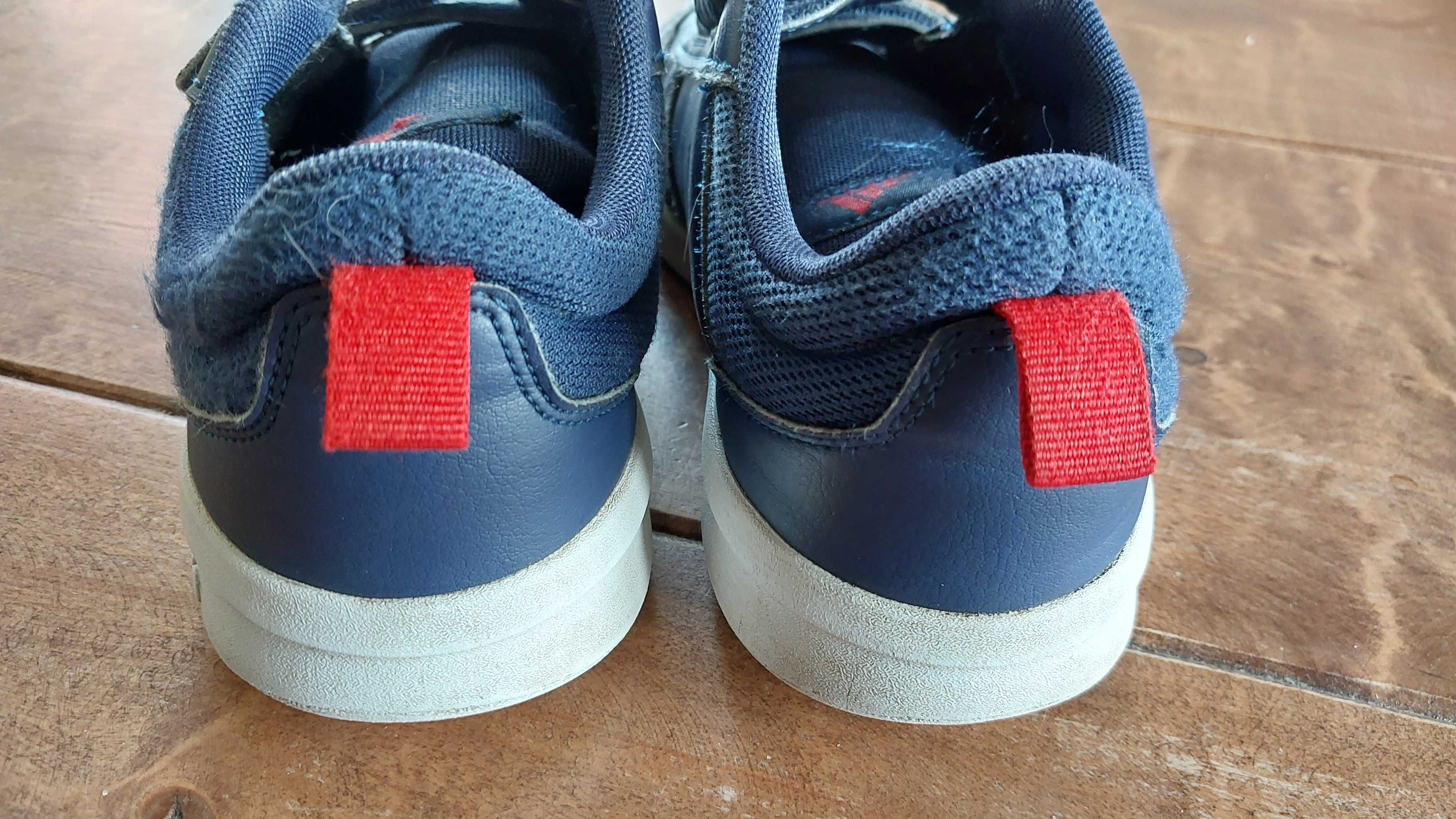 Buty chłopięce Adidas rozm. 34.