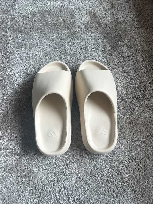 adidas Yeezy Slide  Biały „Buciki” dla dzieci.37