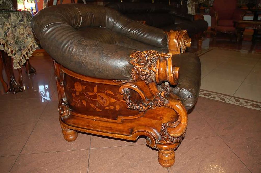 Komplet wypoczynkowy do Salonu  Kancelarii - 3+1+1 - Intarsje - Rzeźby