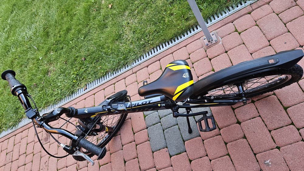 Rower dziecięcy Unibike  pilot 20