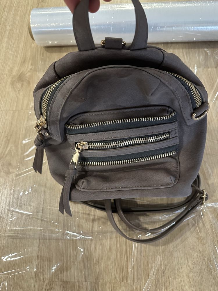 Mochila castanho