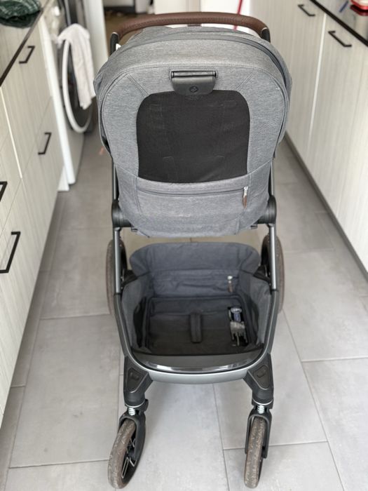 Carrinho de bebé MAXI COSI modelo FAME