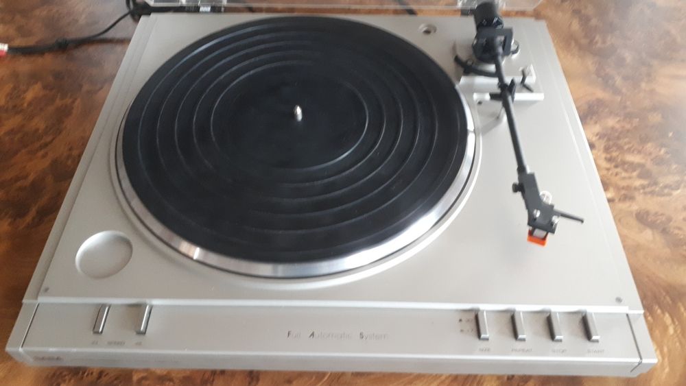 Продам програвач вініла Саба PSP-180.