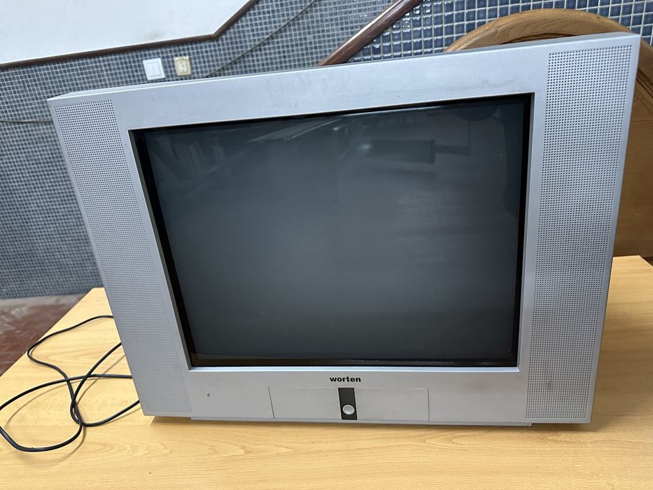 Televisão avariada Worten
