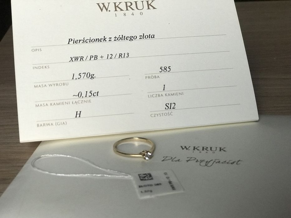 Złoty pierścionek zaręczynowy z brylantem W.Kruk rozmiar 13