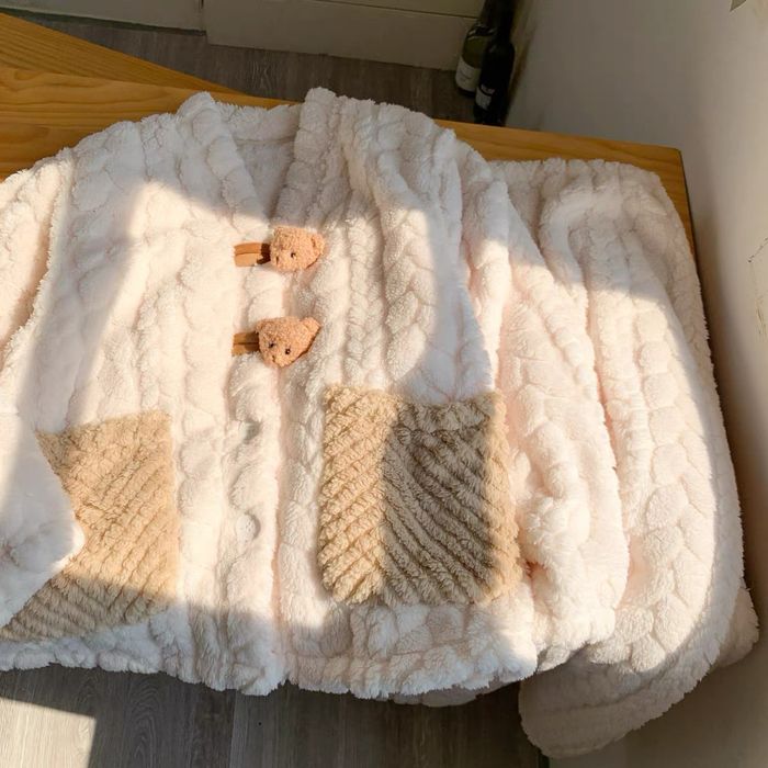 Зимова жіноча піжама