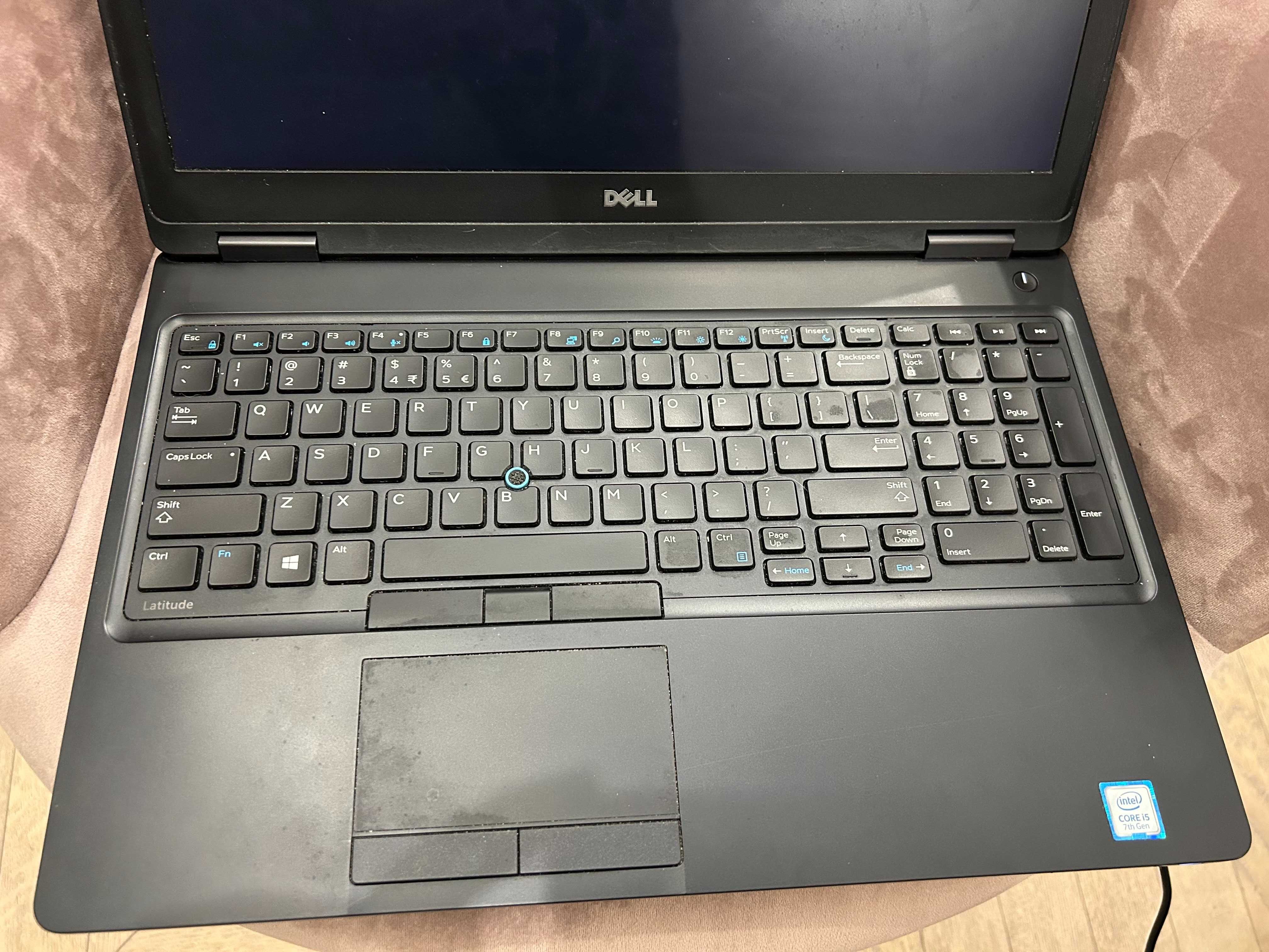Laptop Dell Latitude 5580 | Intel Core i5-7200U | 8GB RAM | brak SSD