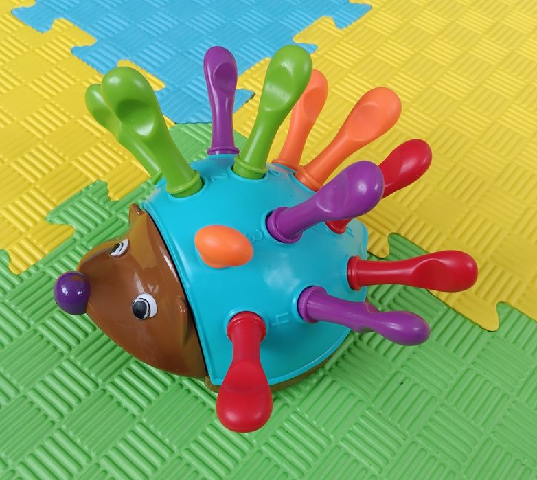 Сортер їжачок, пірамідка неваляшка