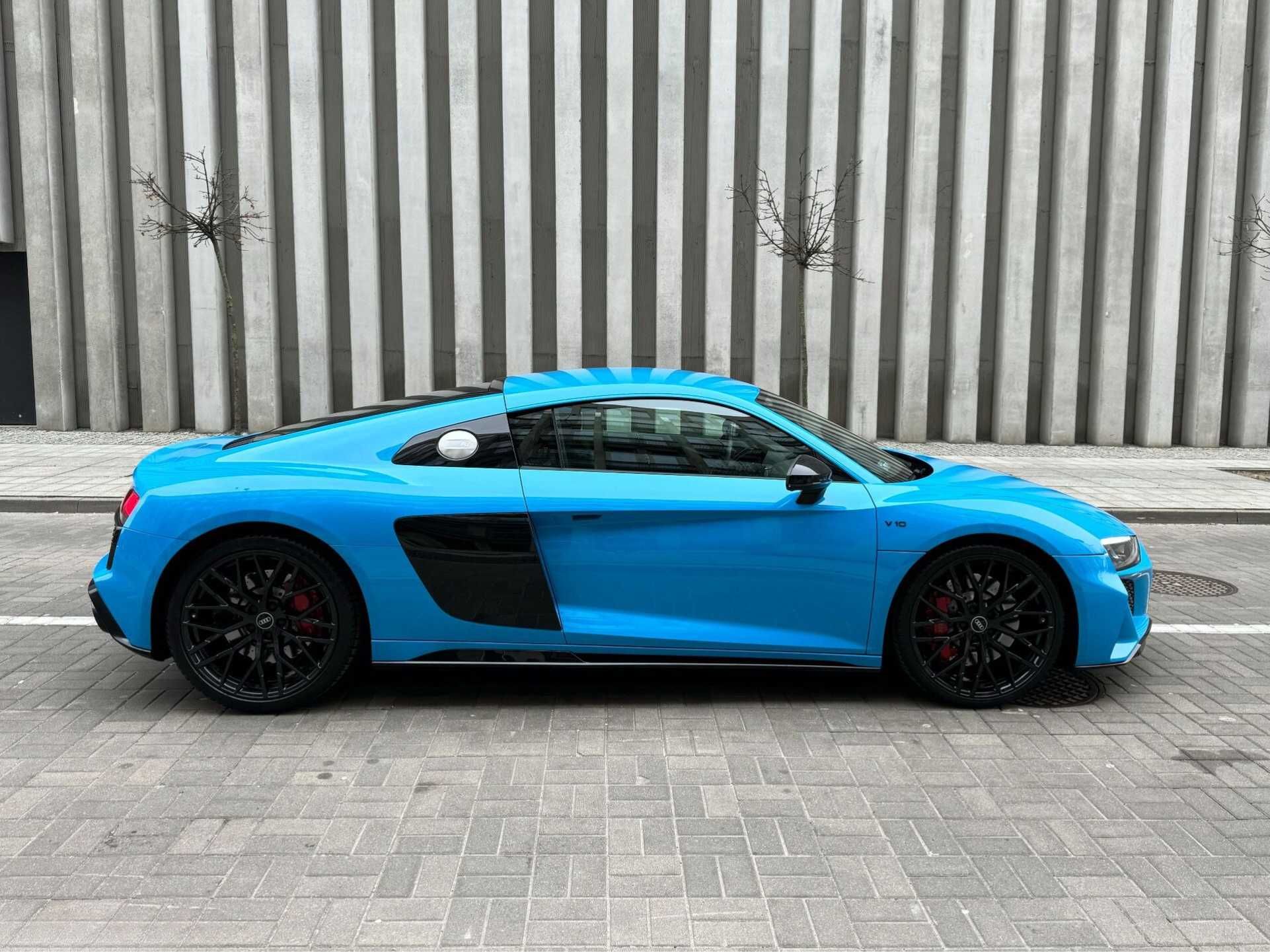 Wynajem AUDI R8 V10 Wypożyczalnia samochodów sportowych i luksusowych