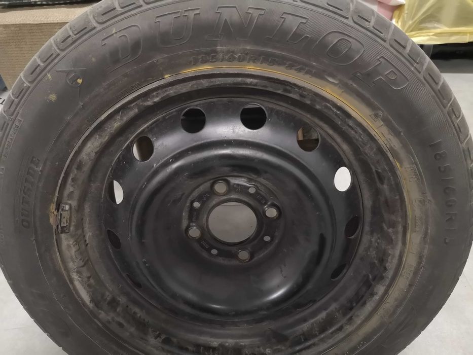 Koła stalowe 185/ 60 R 15 Dunlop Opel Ford