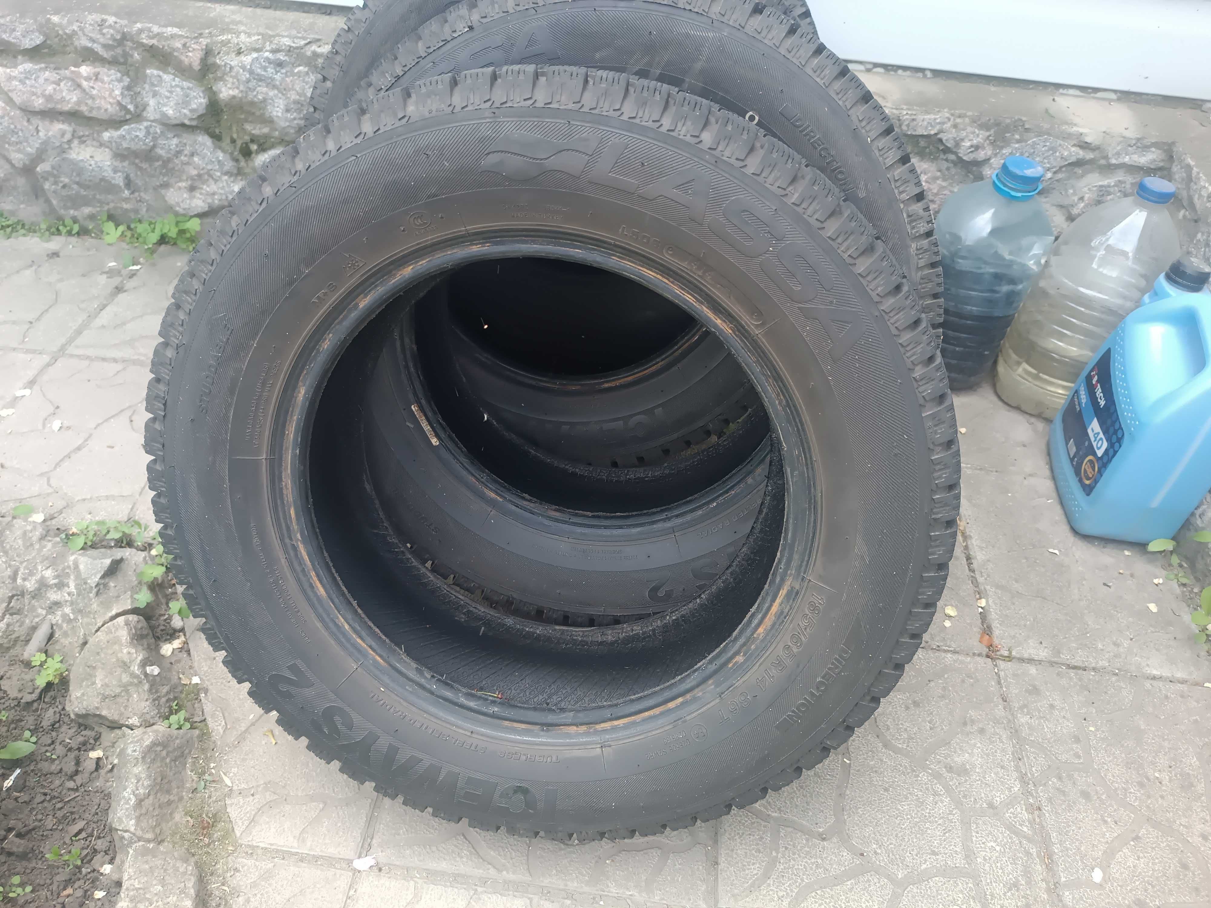 Новые Покрышки Lassa Iceways 2 185/65 R14 86T под шип комплект