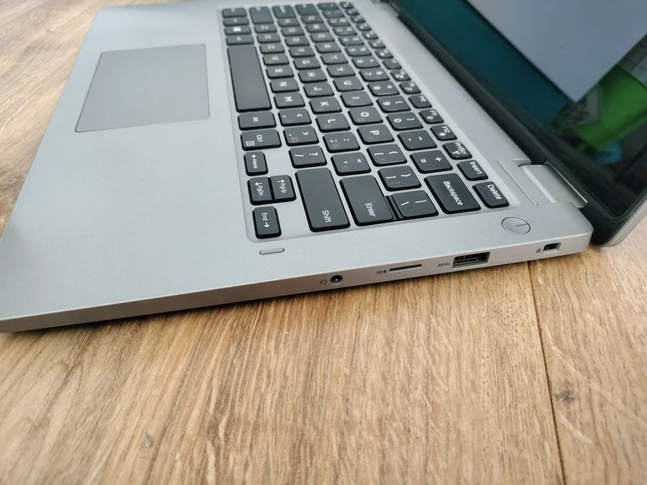 Dell Latitude 3310 2-in-1, 13.3" FHD Сенсорний, i5-8265U, 16GB, 256GB