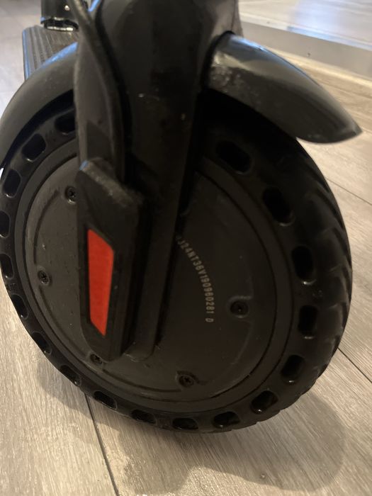 Hulajnoga elektryczna M11-A (36V 6Ah)