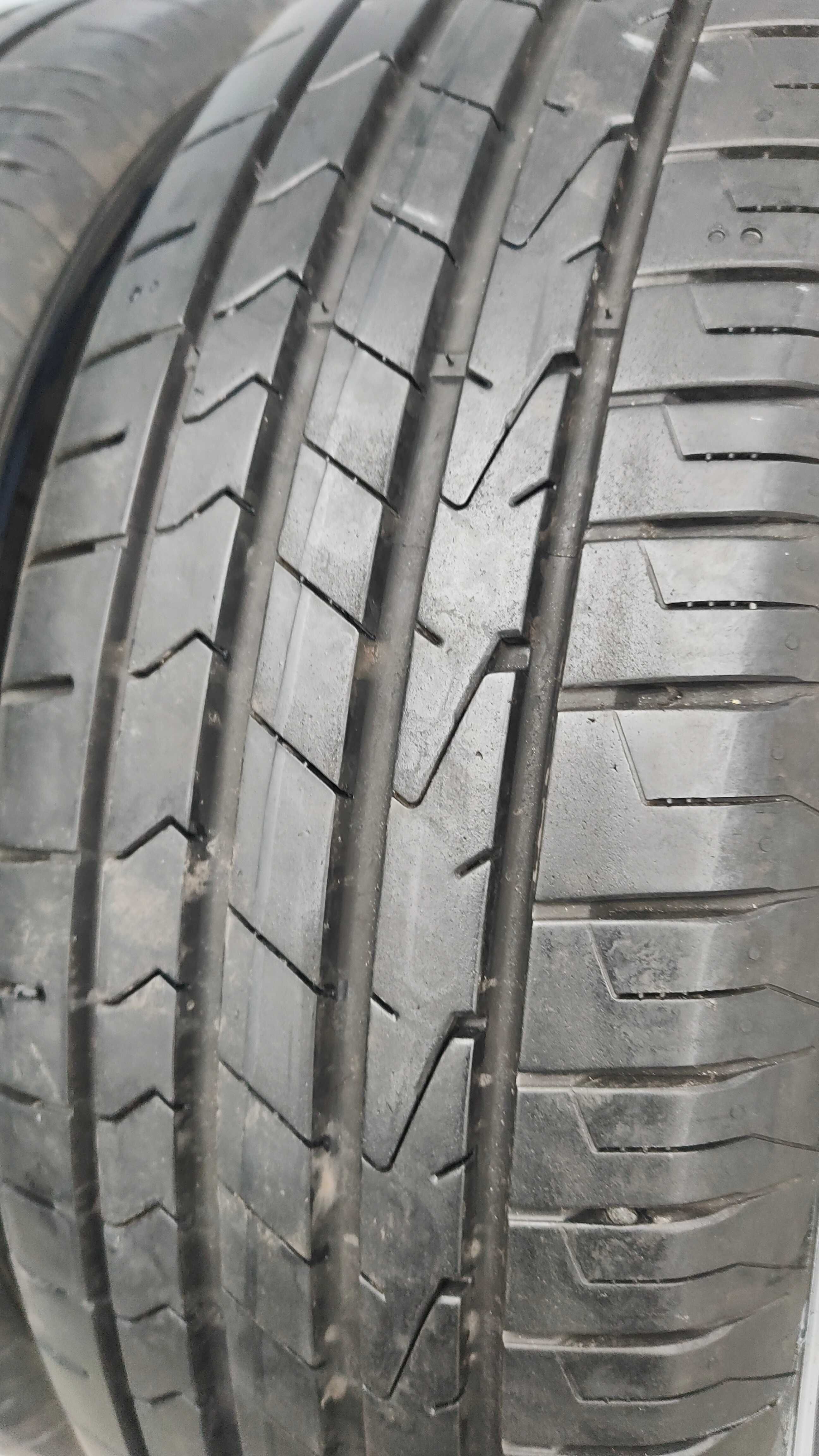 Opony Letnie 215/65/17 Hankook 2szt 2022r 7mm