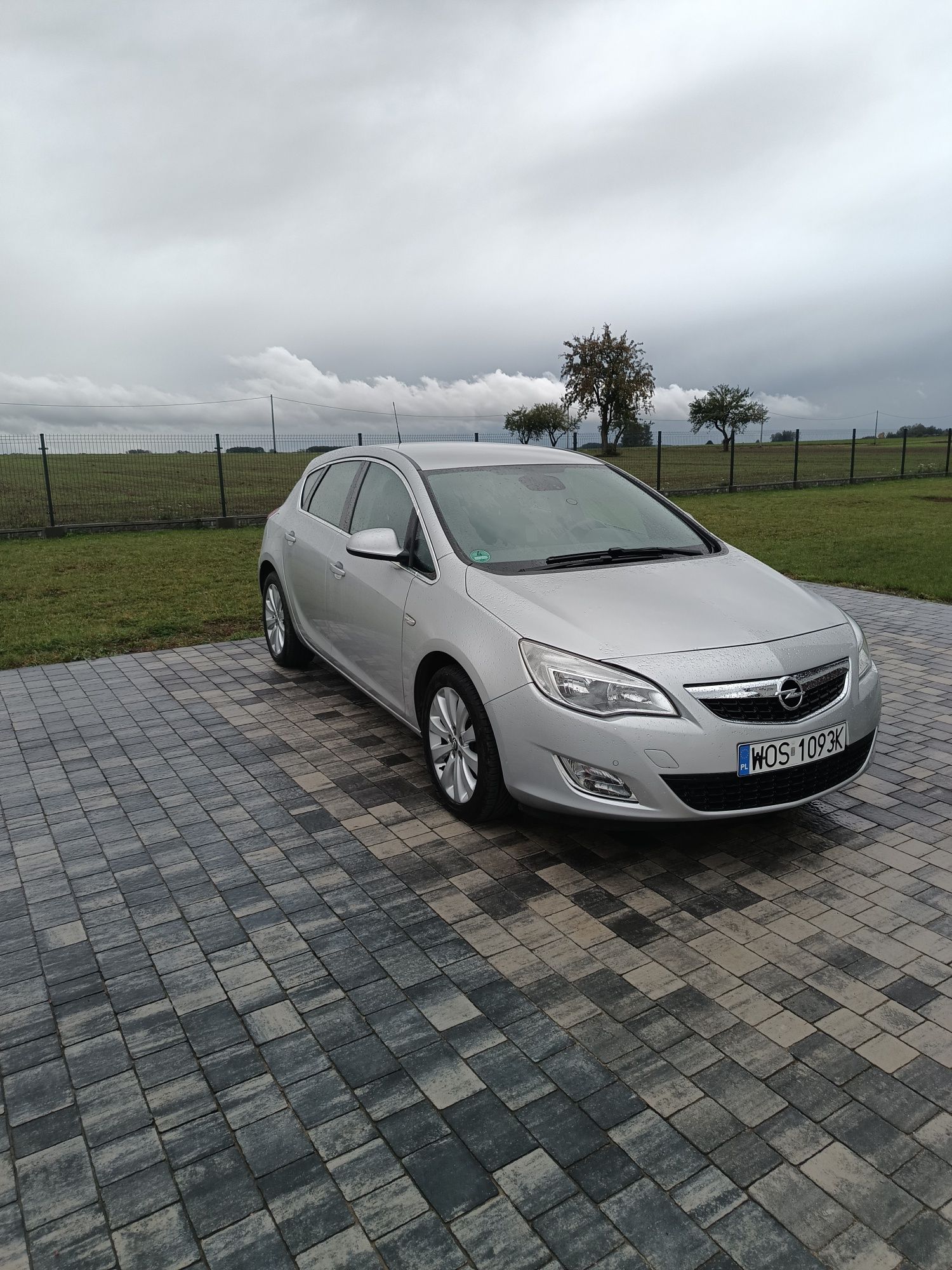 Sprzedam Opel Astra J