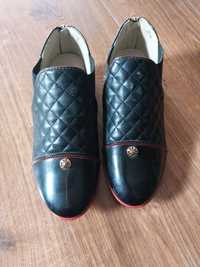 Eleganckie buty 29