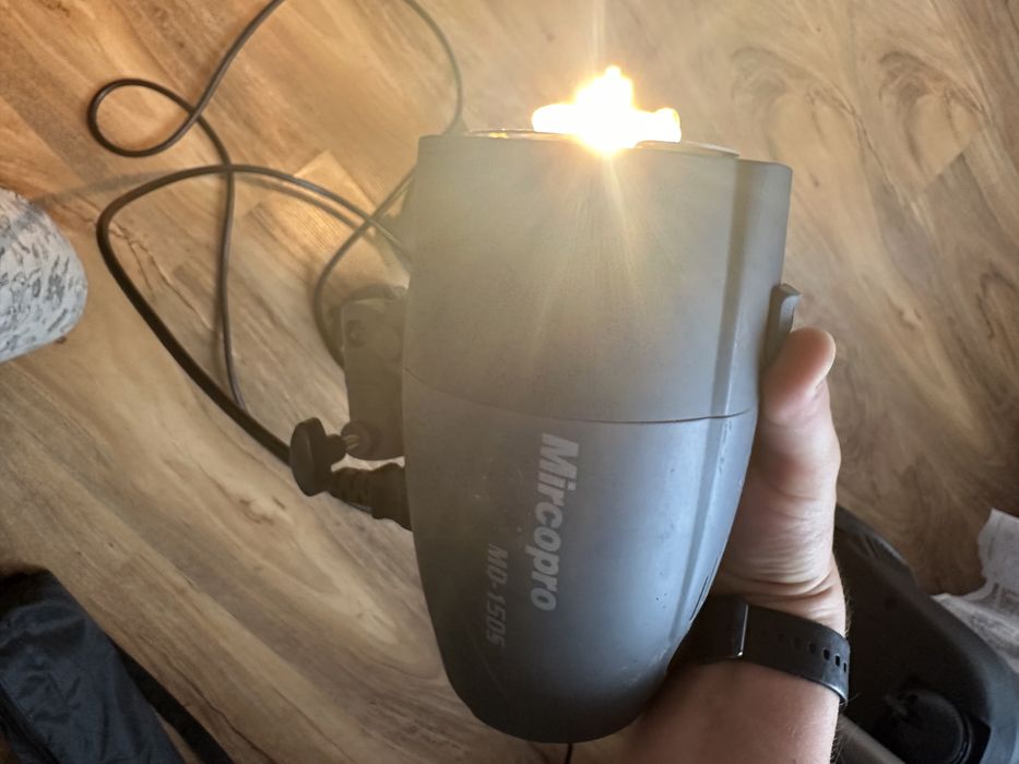 Вспишка Mircopro MQ-150S с рефлектором