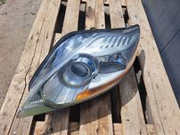 Lampa PRAWA / LEWA XENON Ford Kuga Mk1 8V41-13D155-BF / 8V41-13D154-BF