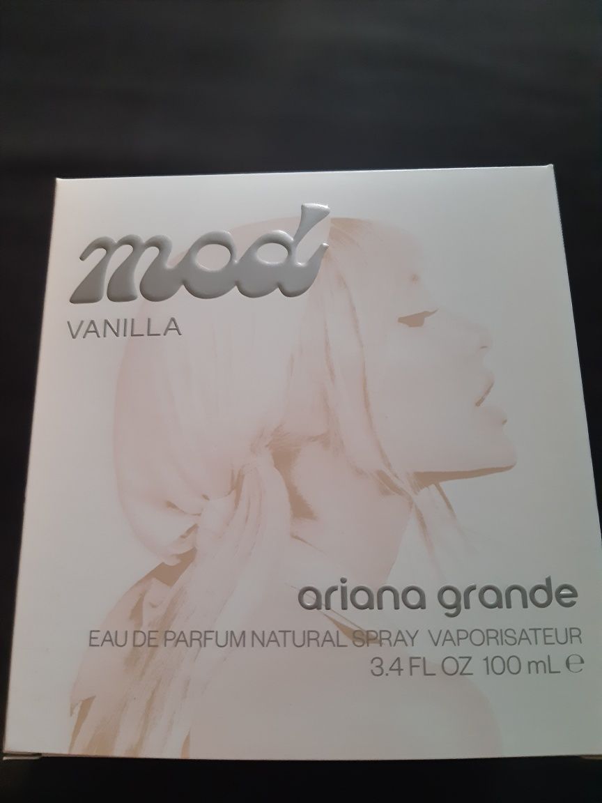 Pudełko Ariana Grande mod vanilla