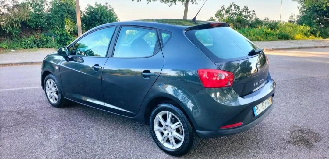 SEAT Ibiza Stylance 1.4 16V (09/2008) – 75.430 km – Como novo
