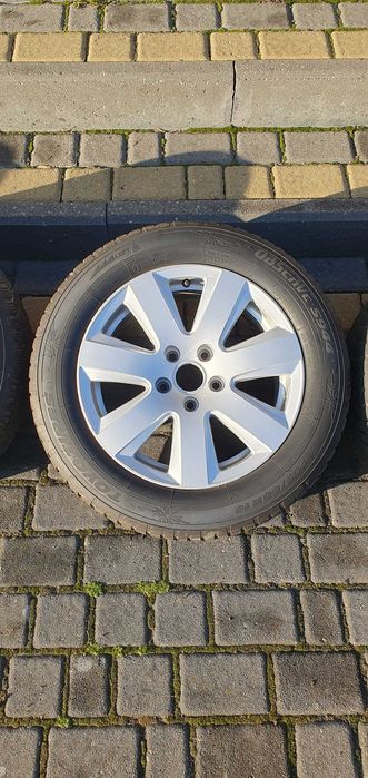 Koła Audi 5x112 opony zimowe Toyo 205/60 16"