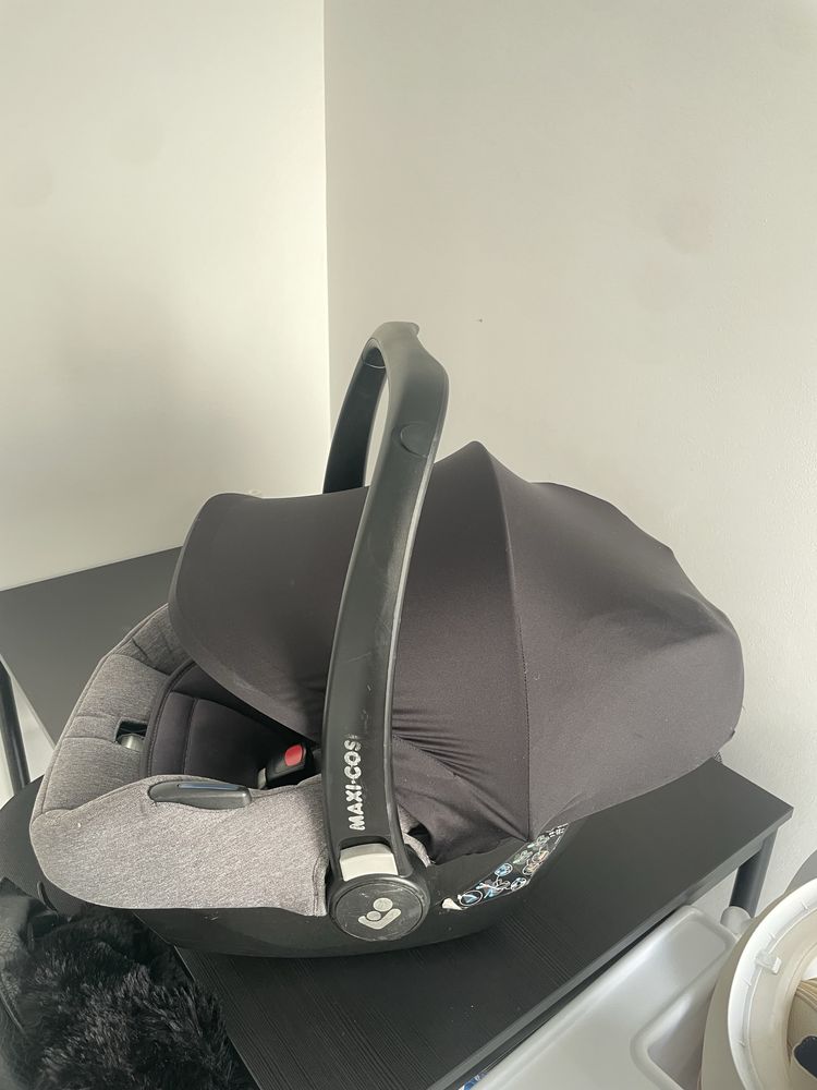 Ovo / babycock / maxi cosi