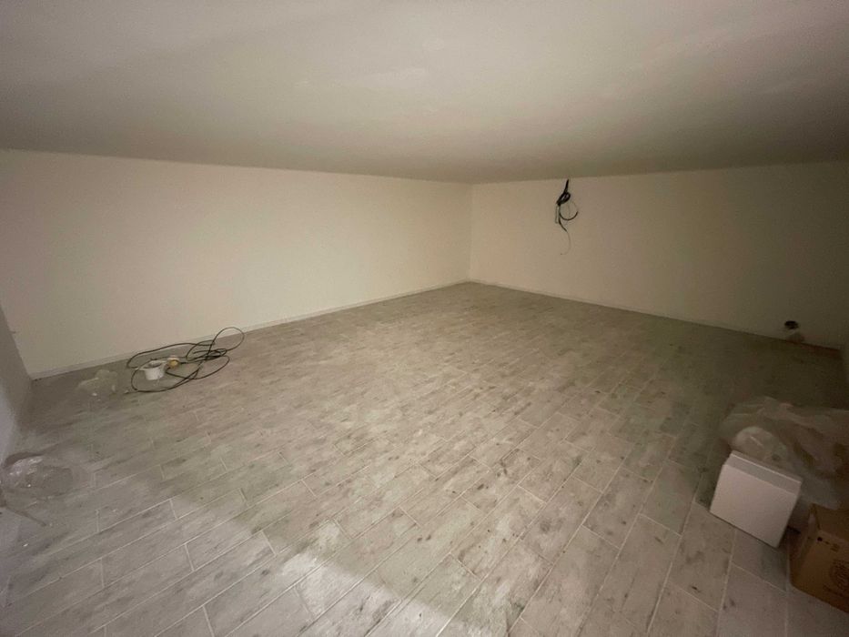 Продам 5 кімнатний будинок 211 кв.м. с. Солуки!