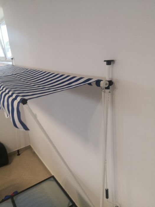 Markiza balkonowa z korbą szerokość 300cm  z regulacją wysokości osłon