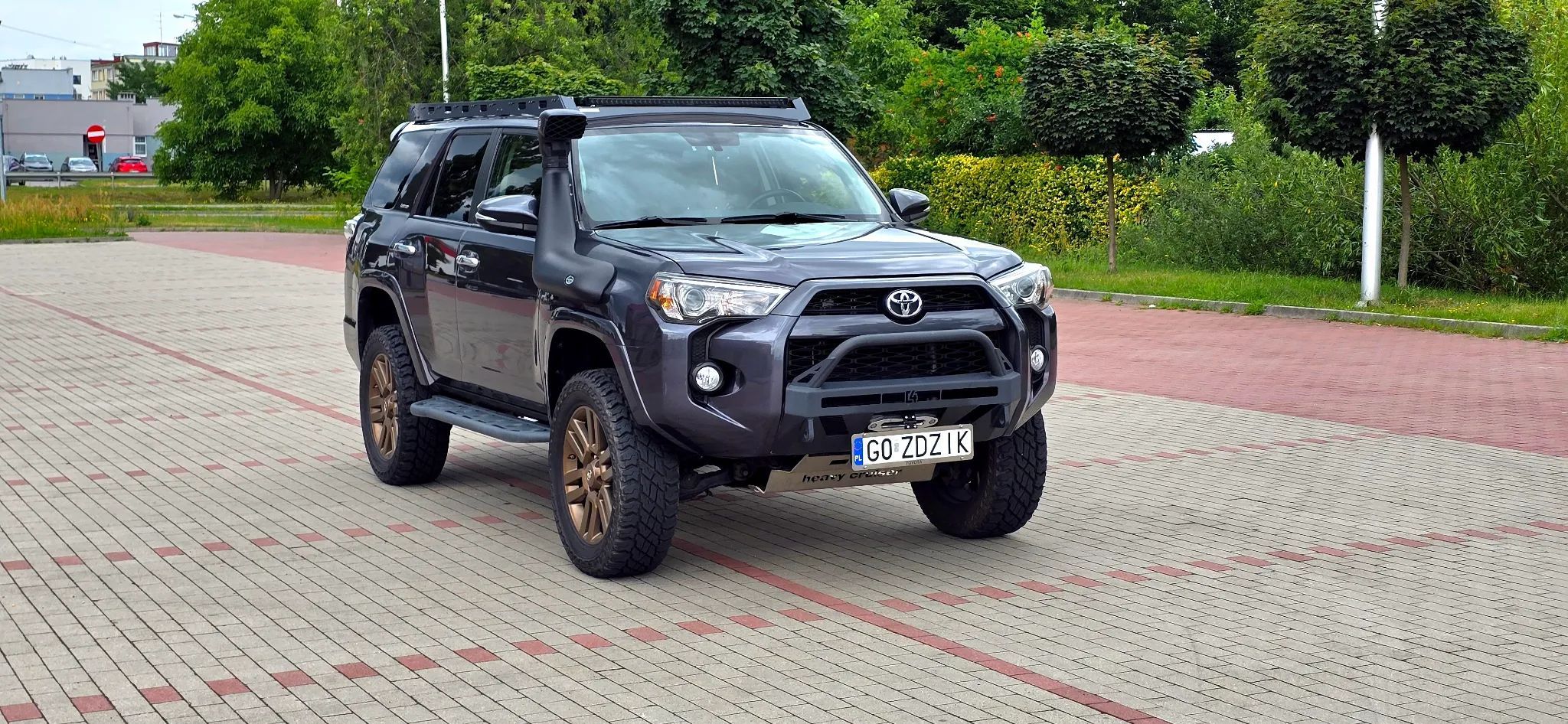 Toyota 4-Runner Limited, na wyprawy